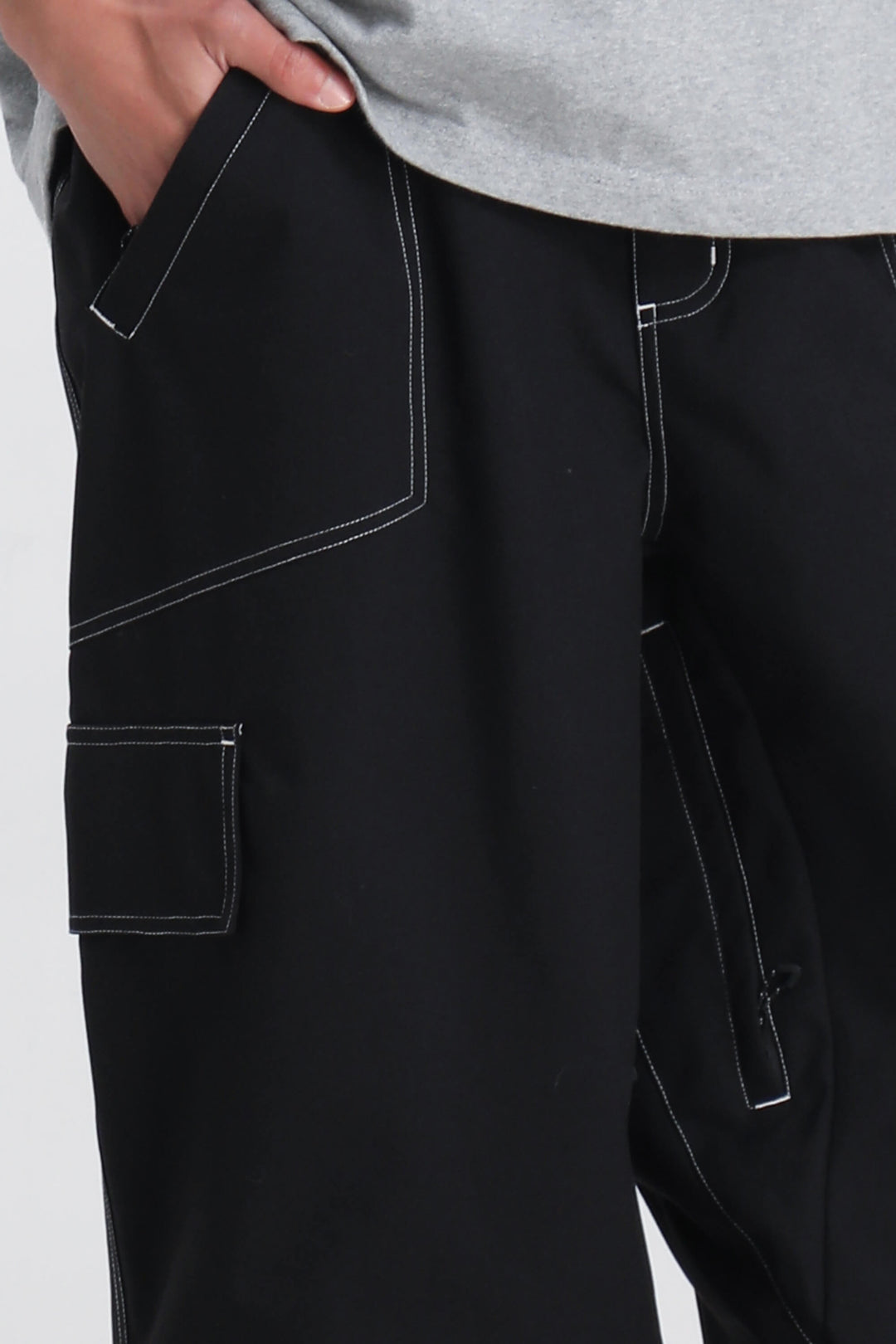 Men's White Contrast Stitch Minimal Snow Pants
