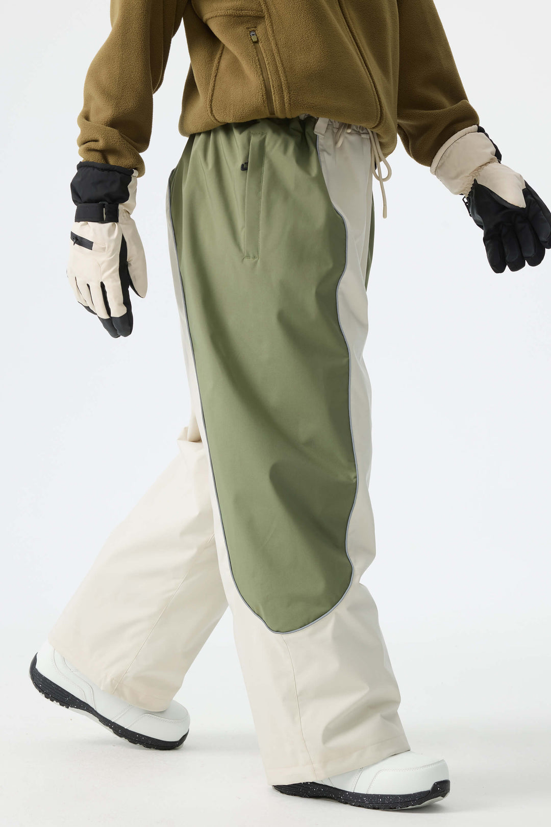 Women's Color Block Off White & Sage Baggy Reflective Piping Snow Pants