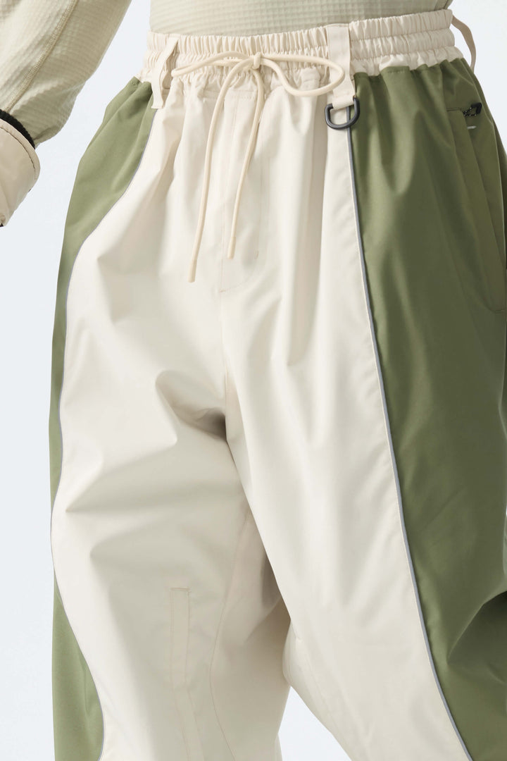 Men's Color Block Off White & Sage Baggy Reflective Piping Snow Pants