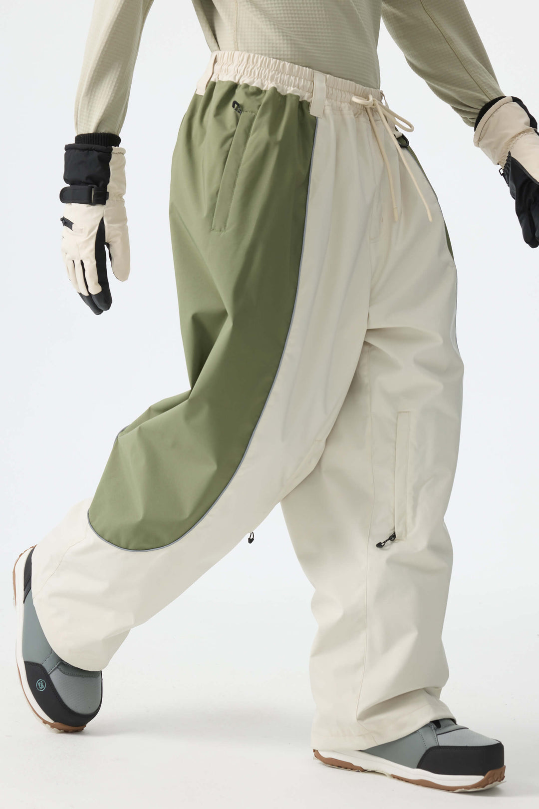 Men's Color Block Off White & Sage Baggy Reflective Piping Snow Pants