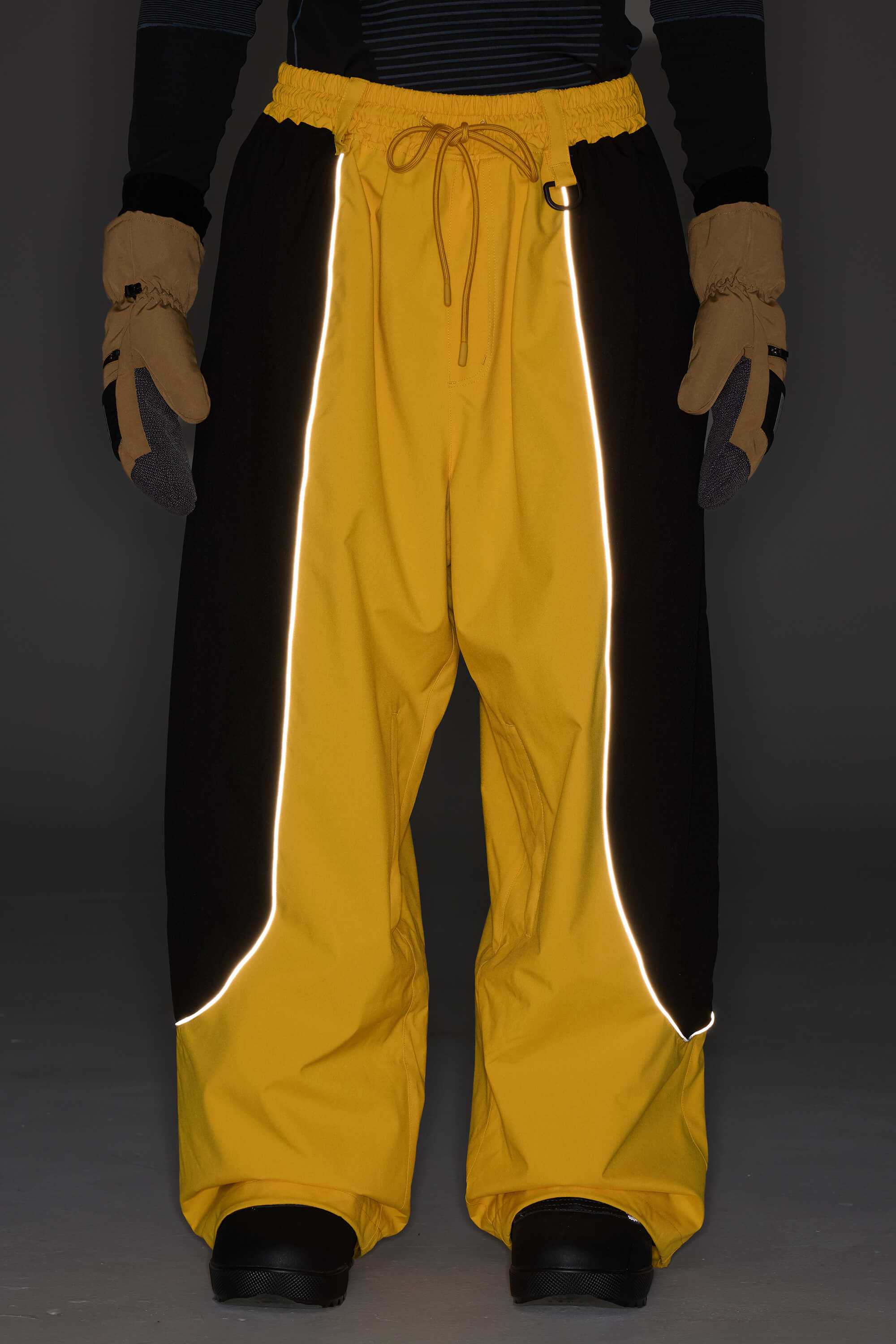 Men's Black Baggy Reflective Piping Snow Pants – GSou Snow