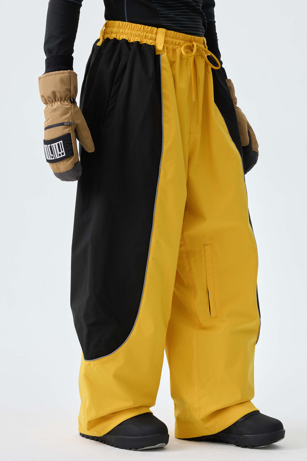 Men's Color Block Yellow & Black Baggy Reflective Piping Snow Pants