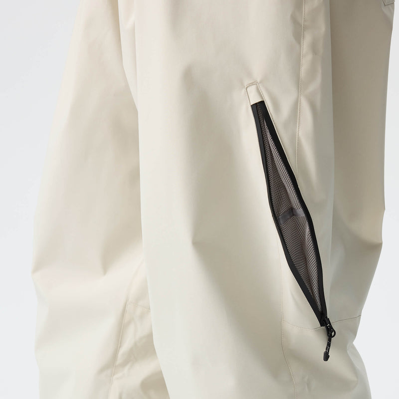 Outer Thigh Vent