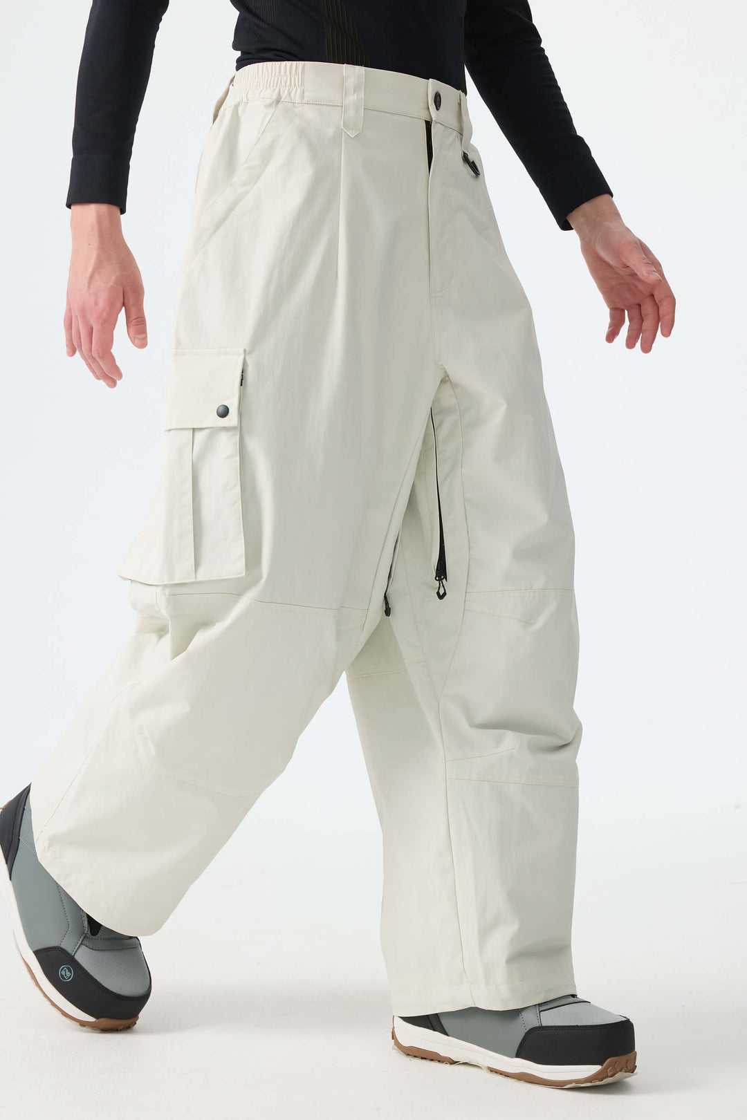 Men’s Off White Baggy Cargo Snow Pants