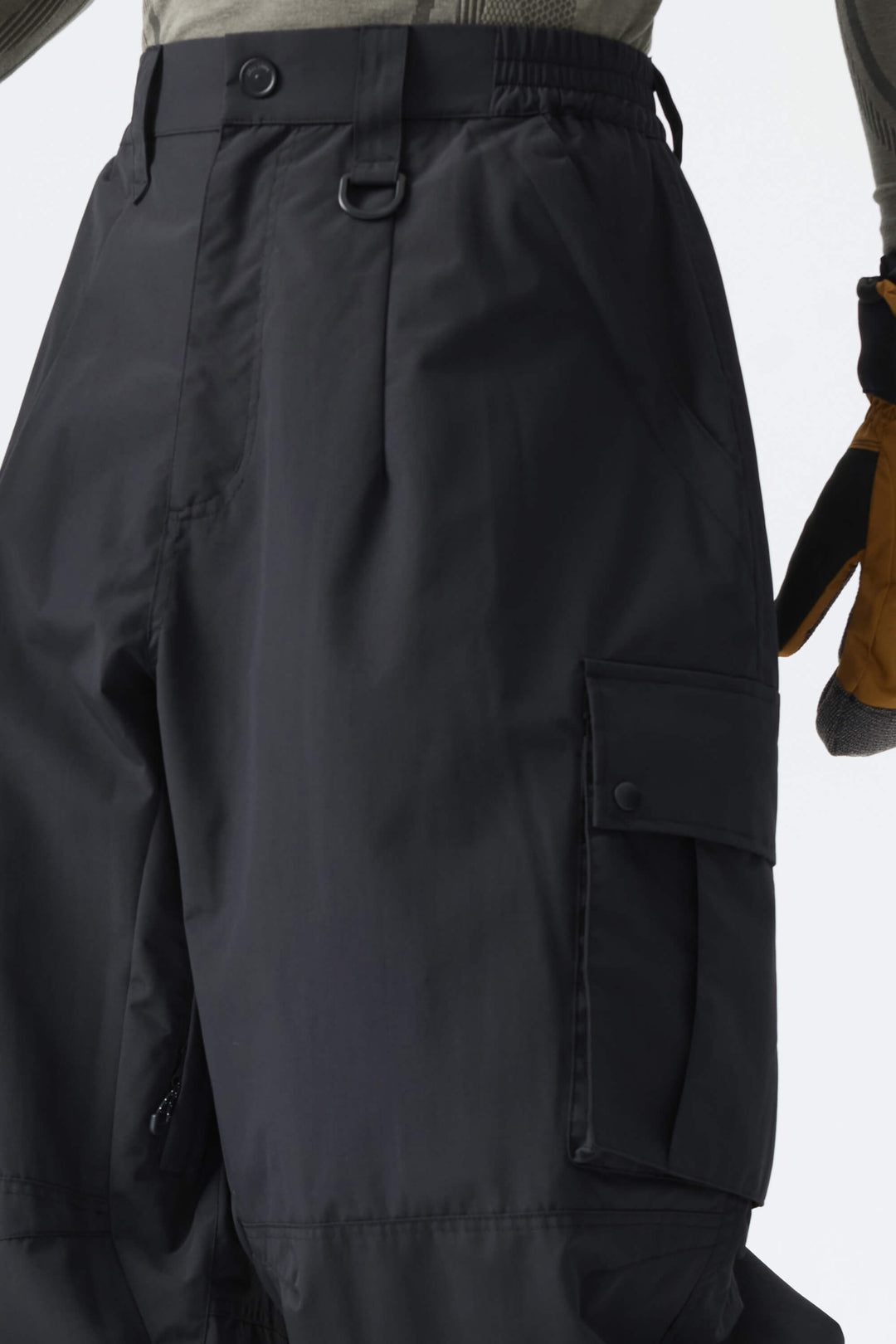 Men’s Black Baggy Cargo Snow Pants