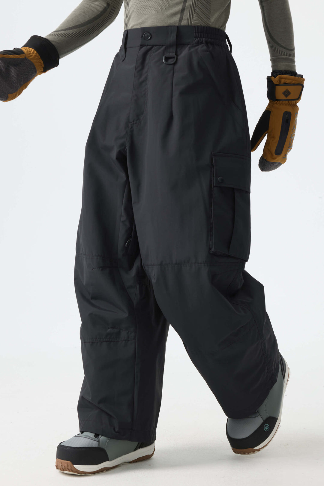 Men’s Black Baggy Cargo Snow Pants