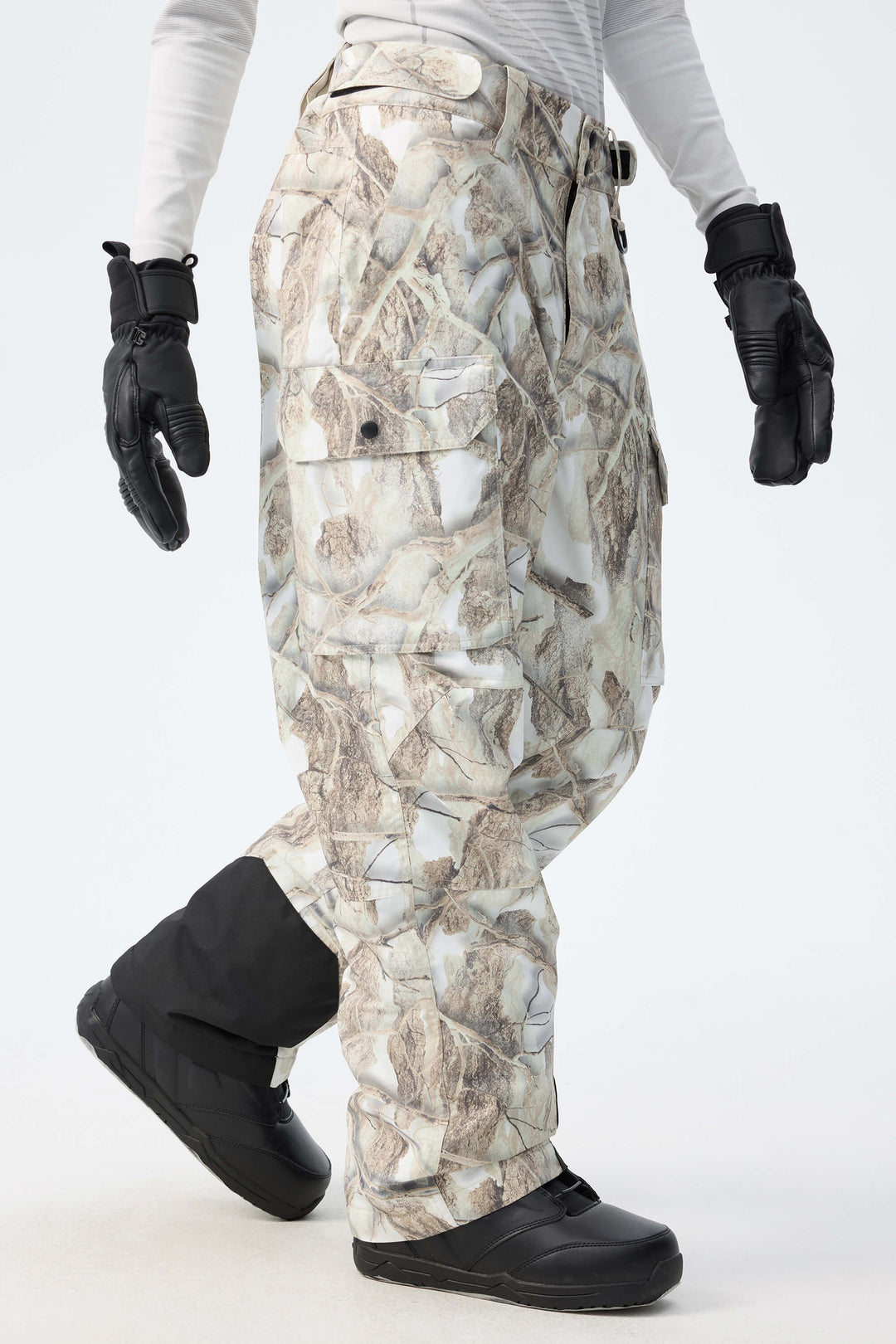 Women’s Bark Woodland Camo High-Back Cargo Snow Pants
