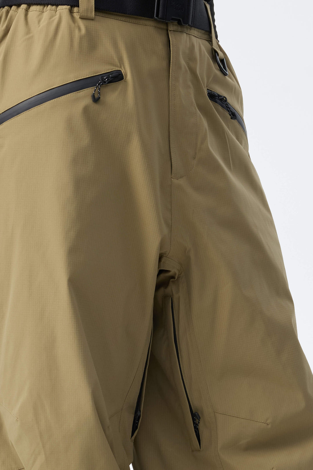 Men's Khaki Utility Belted Baggy Insulated Snow Pants