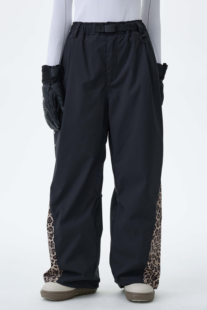 Women's Black & Leopard Contrast-Panel Baggy Snow Pants