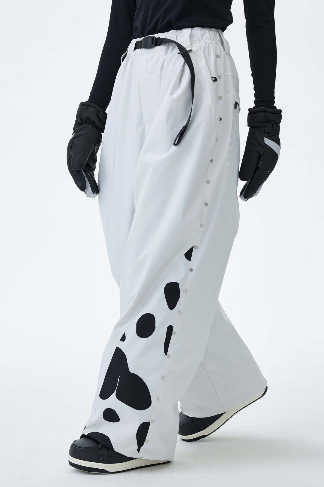 Women's Cow Print Contrast-Panel Baggy Snow Pants