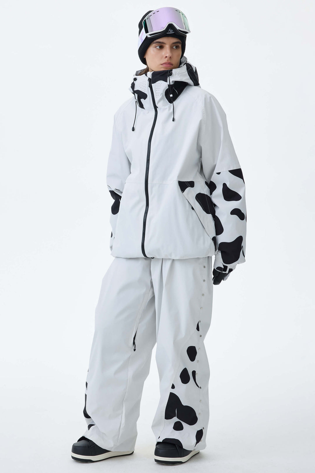 Women's Cow Print Contrast-Panel Baggy Snow Pants