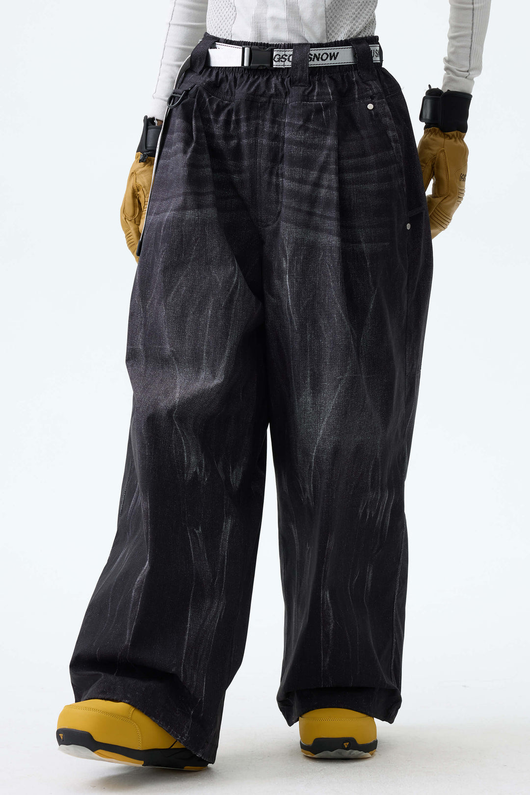 Women's Distressed Indigo Vintage Denim-Print Baggy Snowboard Pants