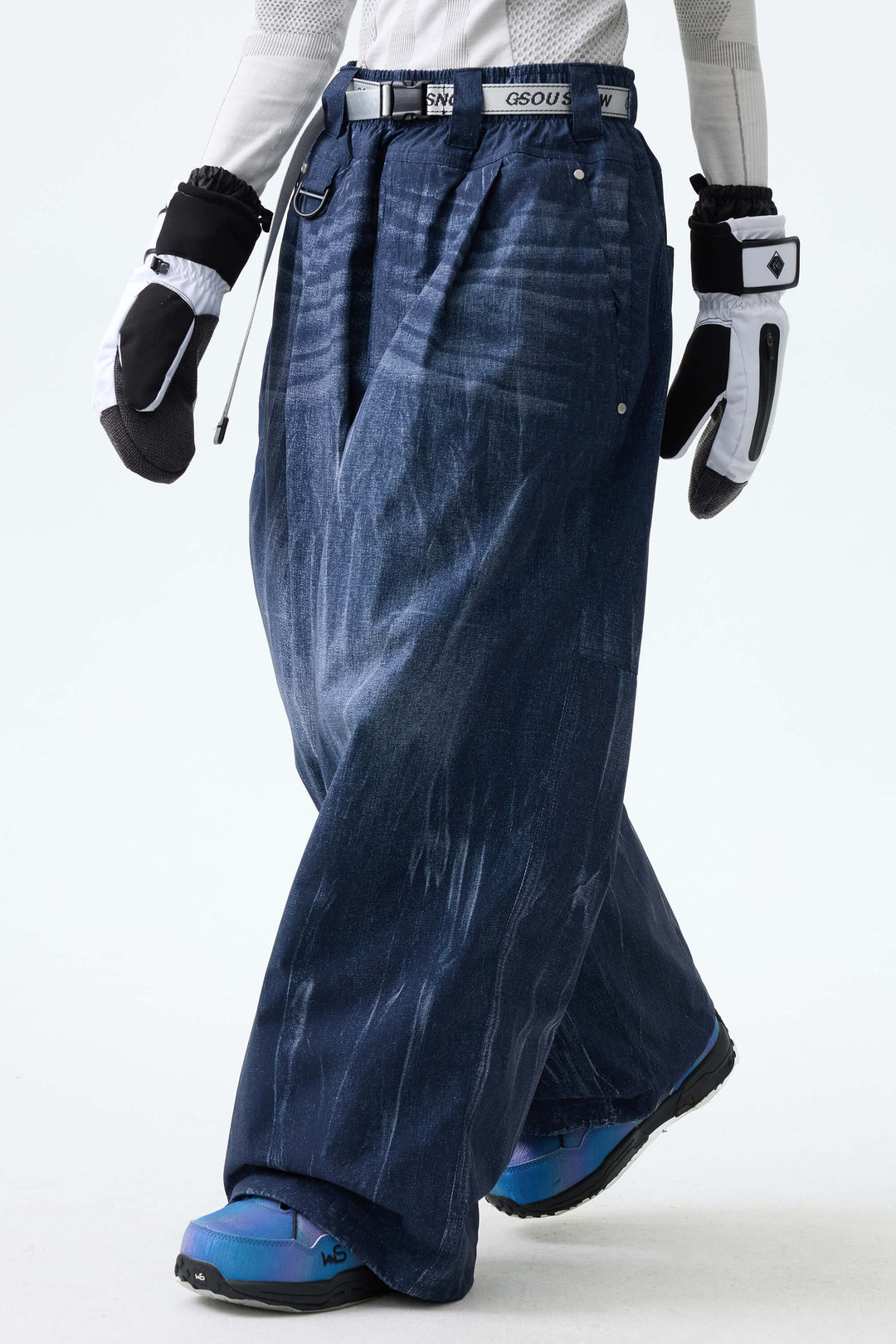 Women's Distressed Indigo Vintage Denim-Print Baggy Snowboard Pants
