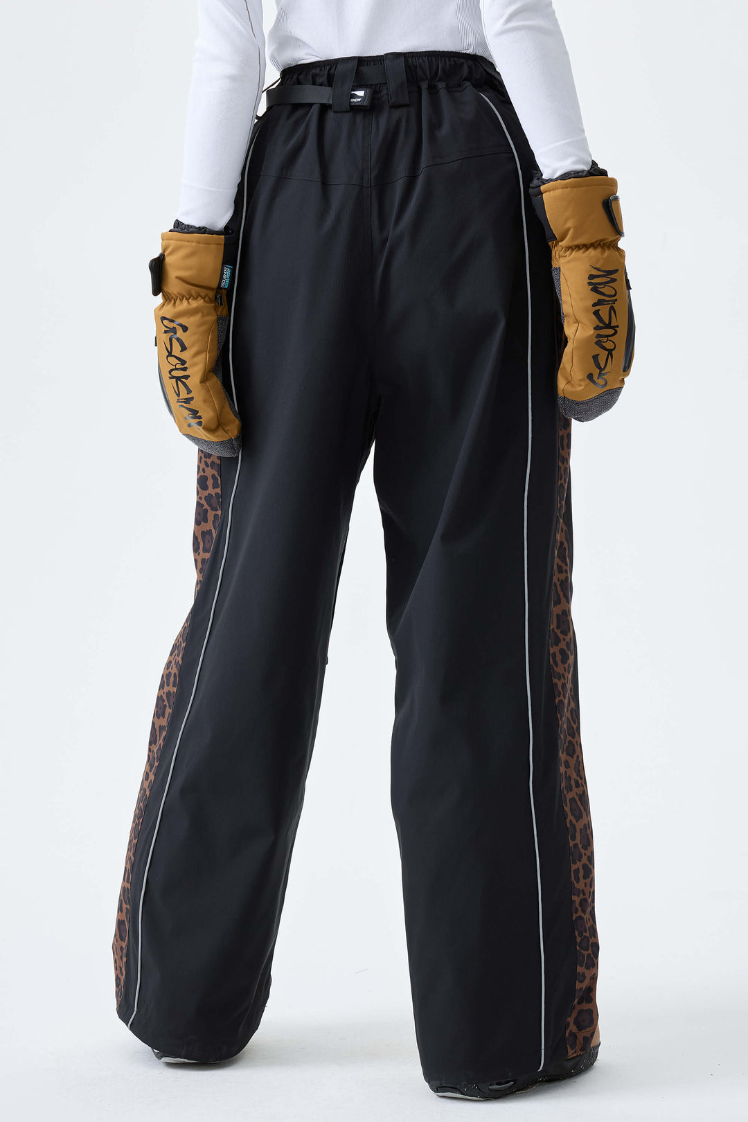 Women's Black & Brown Leopard Reflective Contrast-Stripe Baggy Snow Pants