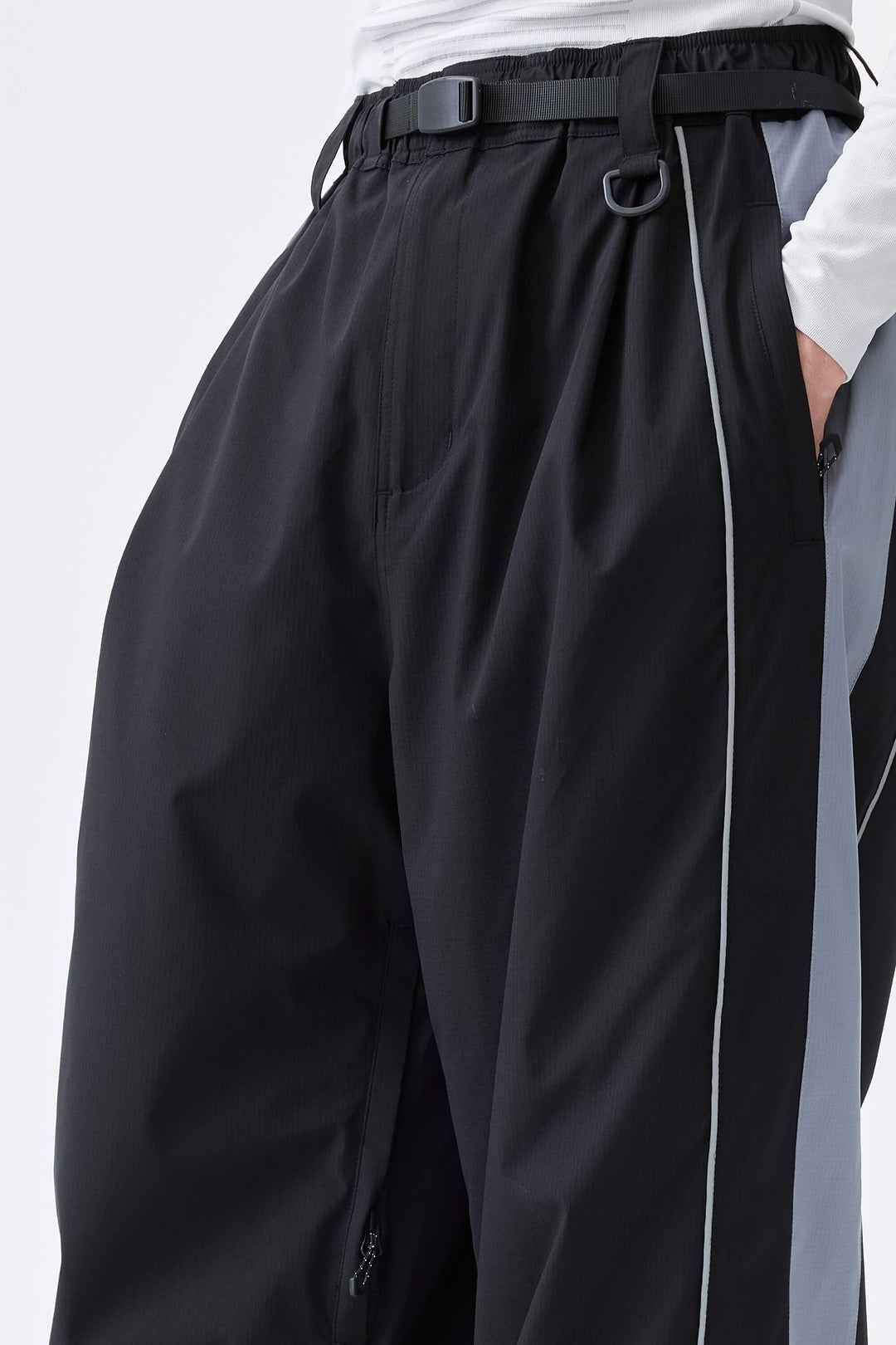 Men's Black & Blue Gray Reflective Contrast-Stripe Baggy Snow Pants