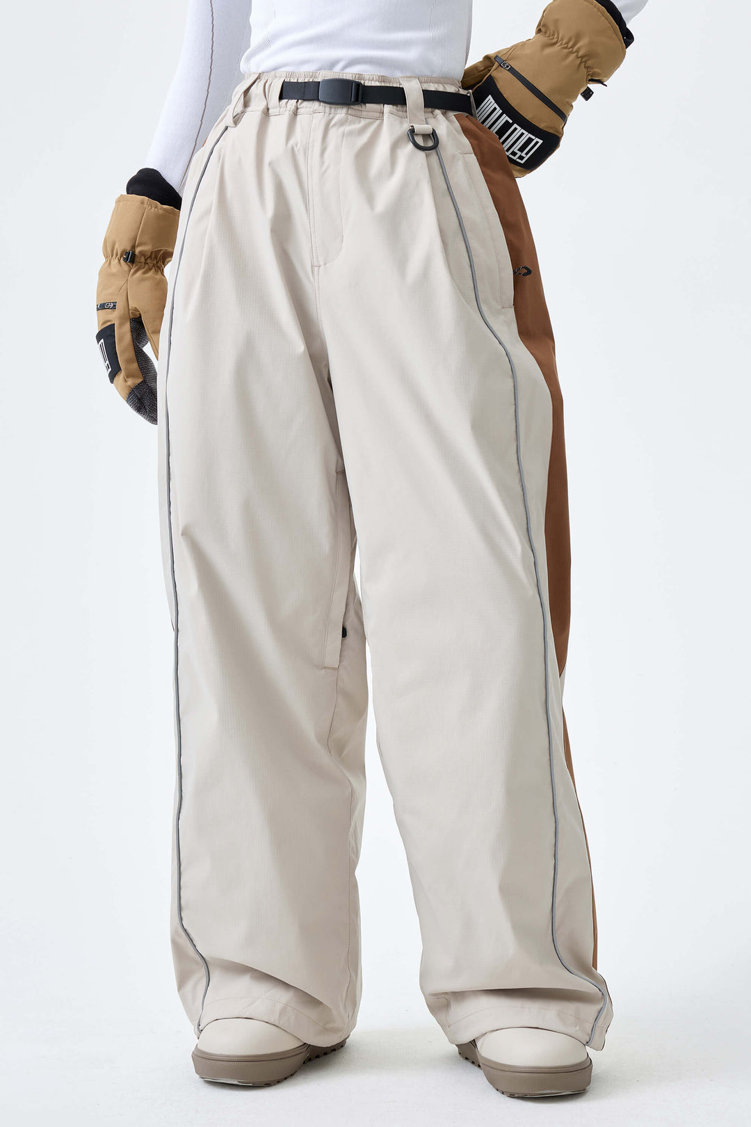 Women's Black & Blue Gray Reflective Contrast-Stripe Baggy Snow Pants