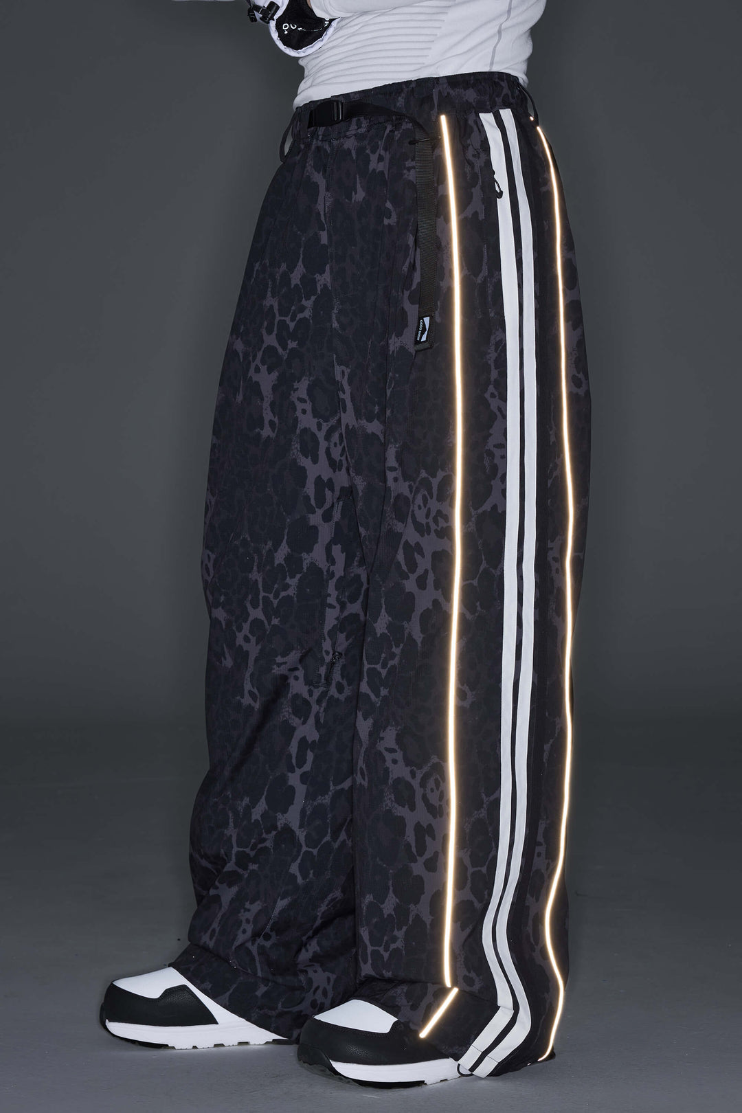 Men's Gray Leopard Retro Track Stripe Reflective Baggy Snow Pants