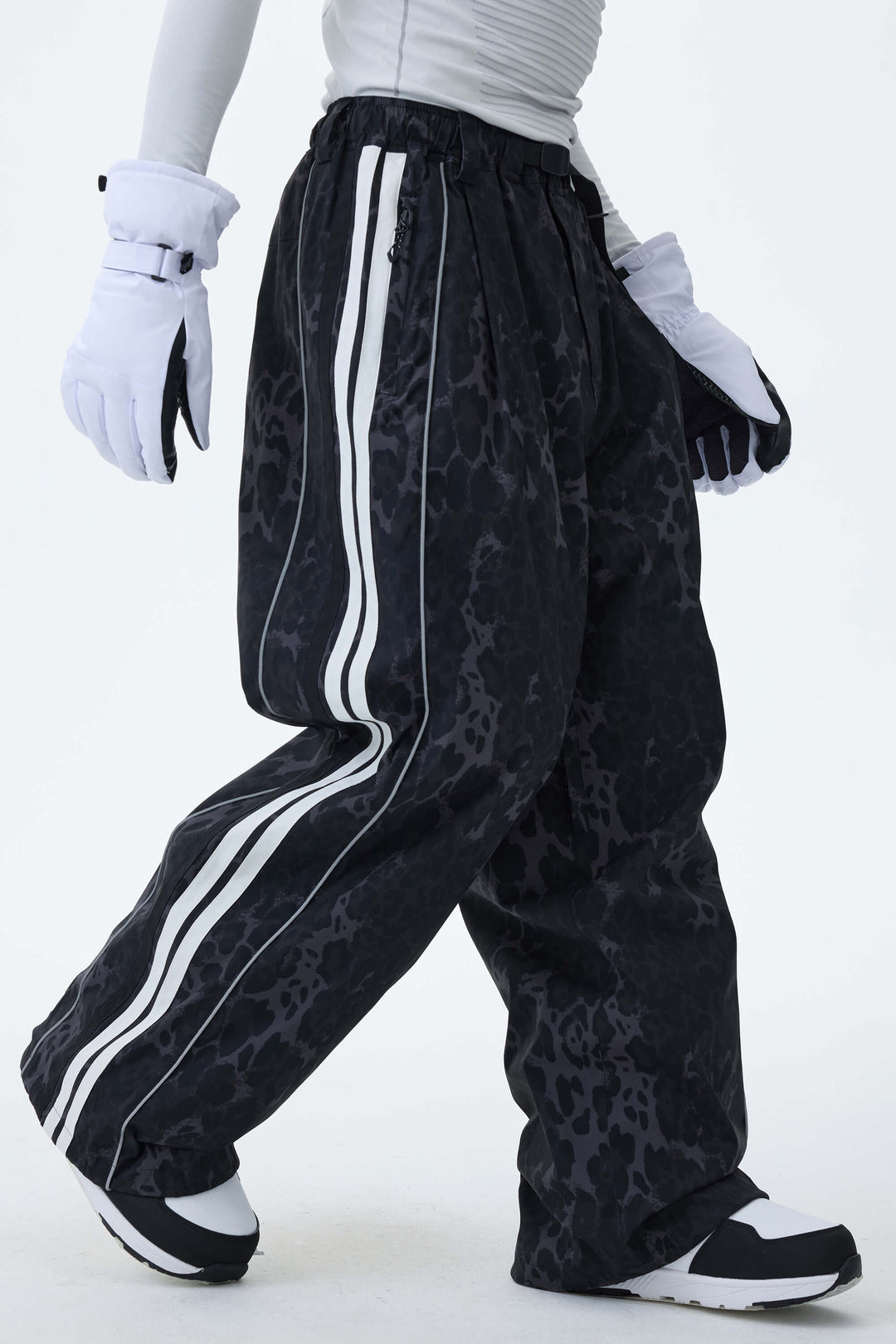 Men's Gray Leopard Retro Track Stripe Reflective Baggy Snow Pants