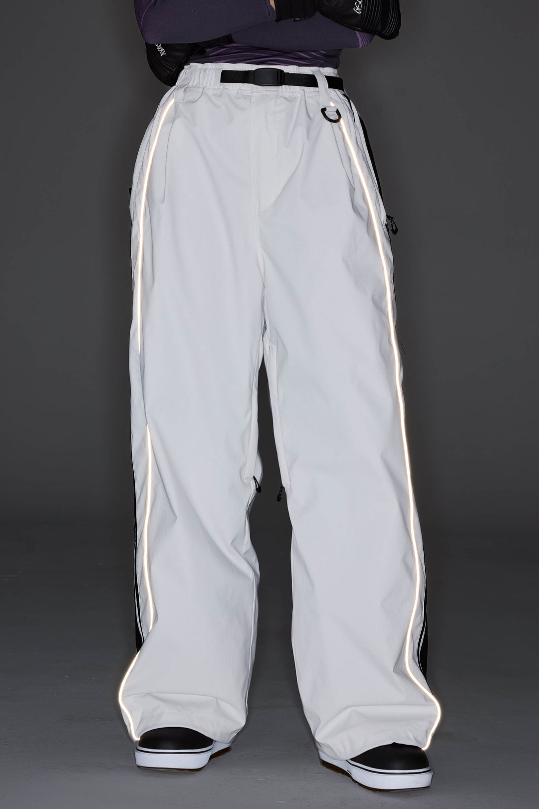 Men's Off White Retro Baggy Side Stripe Reflective Snow Pants