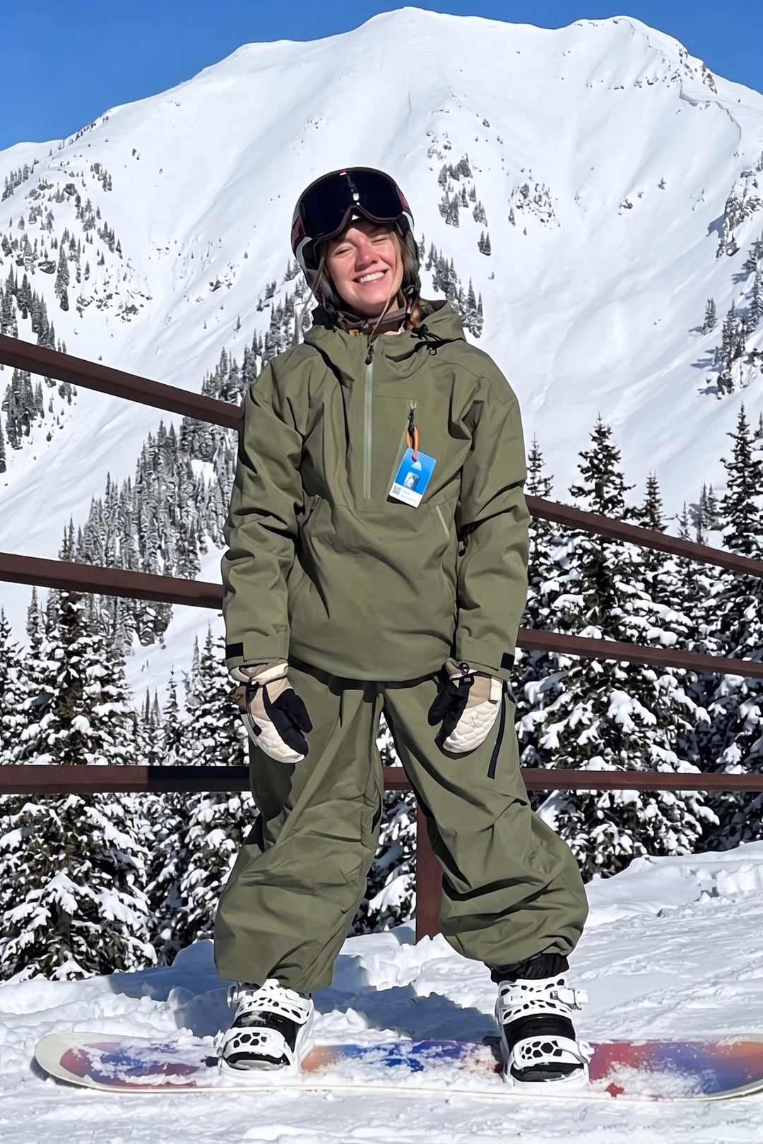 Women's Army Green Side-Zip Vent Fully Sealed Insulated Snow Anorak