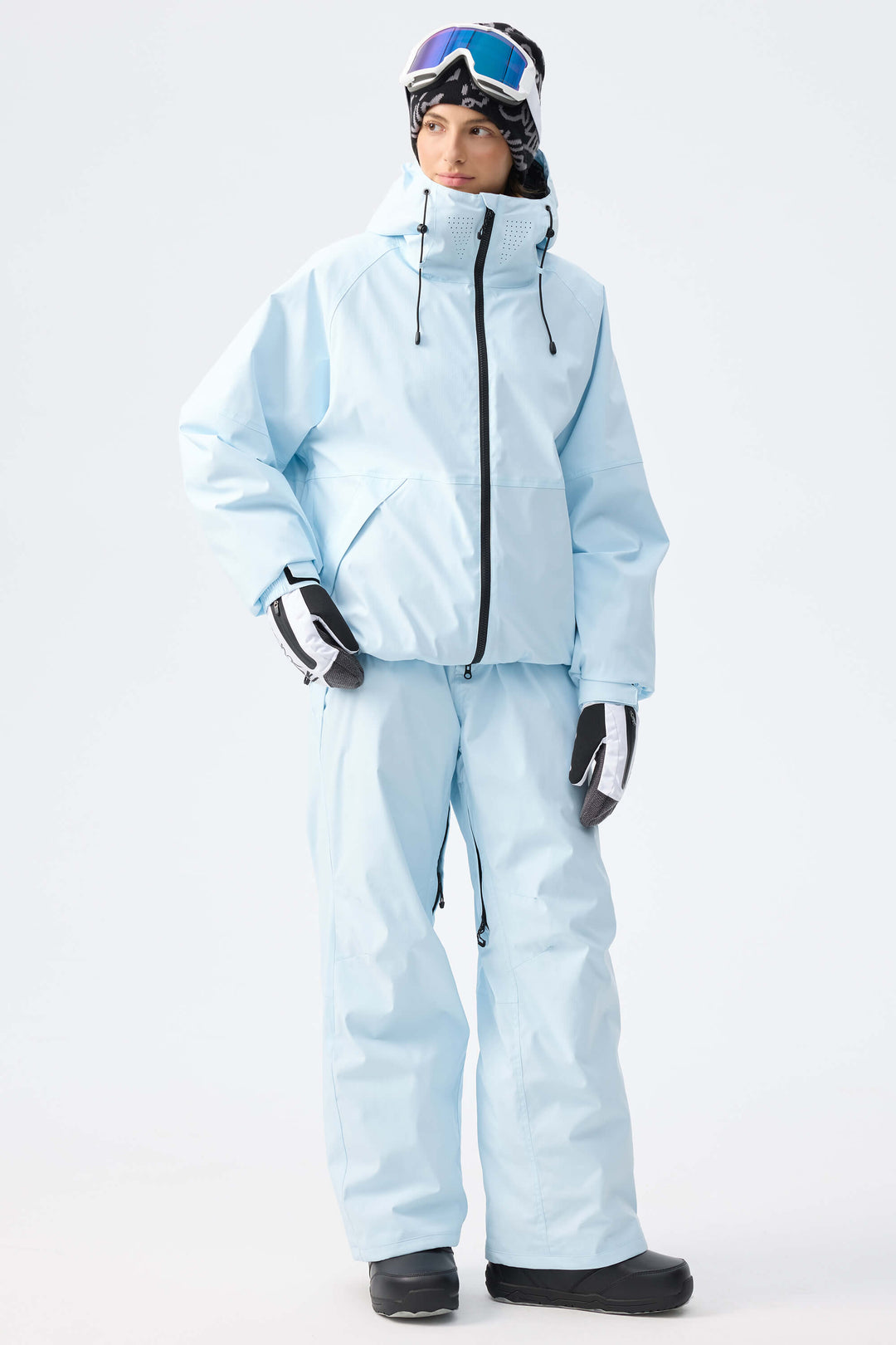 Women's Black Recycled Minimalist Insulated Snow Jacket