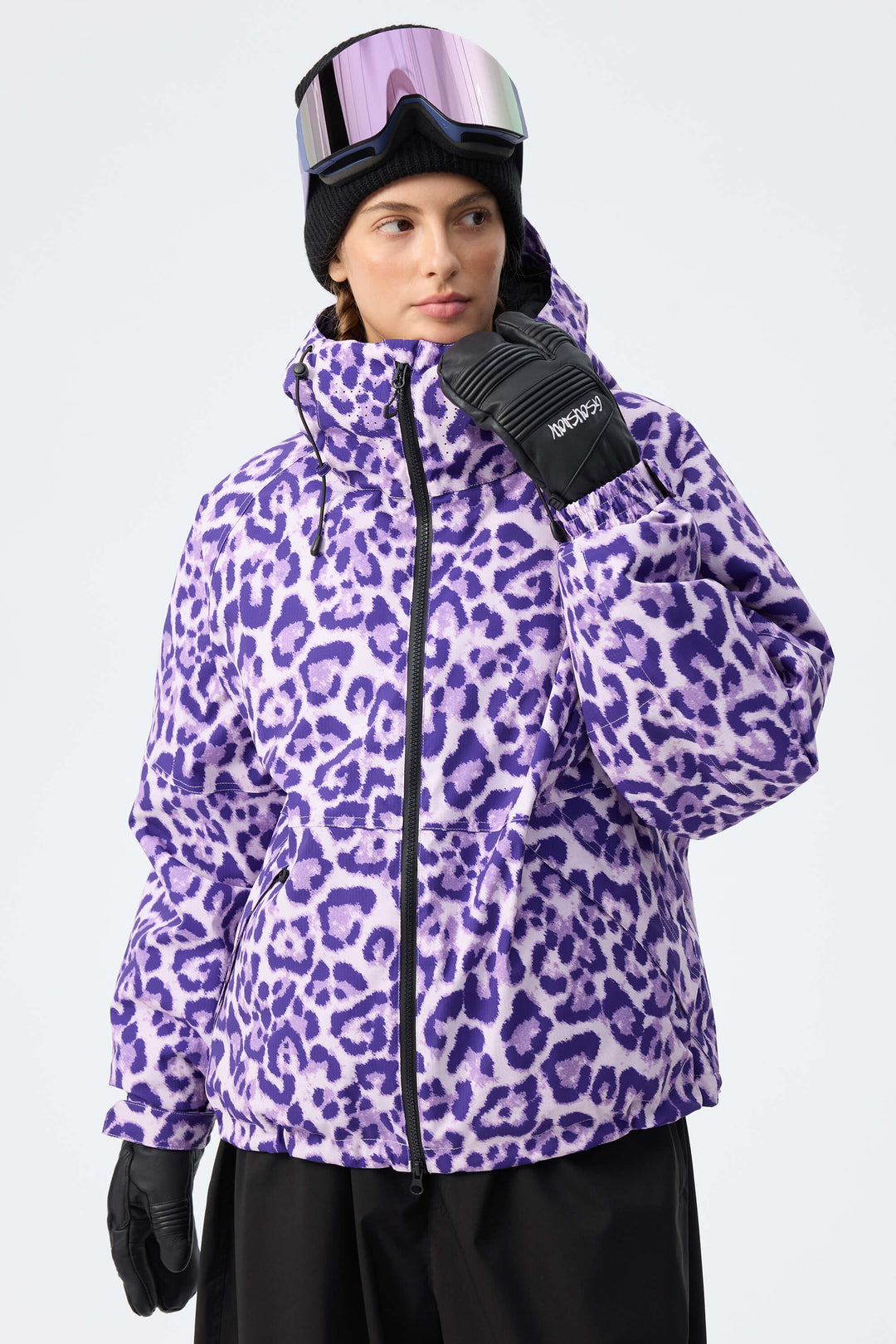Women's Black Recycled Minimalist Insulated Snow Jacket