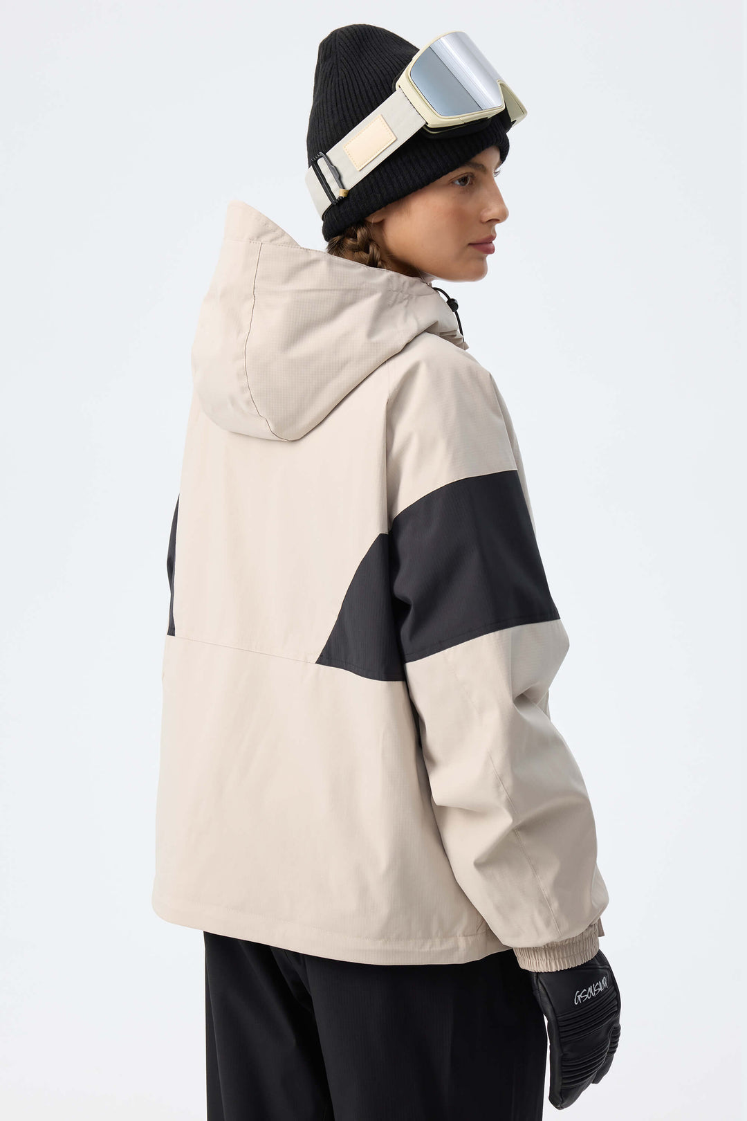 Women's Oat Milk Retro Alpine Colorblock Insulated Snow Jacket