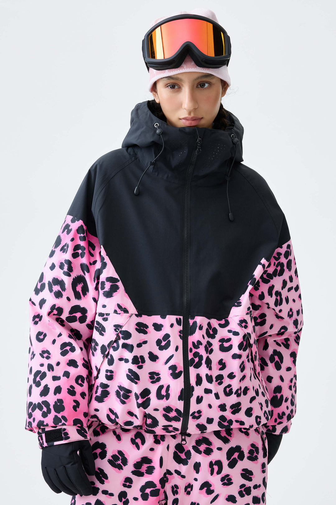 Women's Black & Leopard V-Panel Colorblock Insulated Snow Jacket