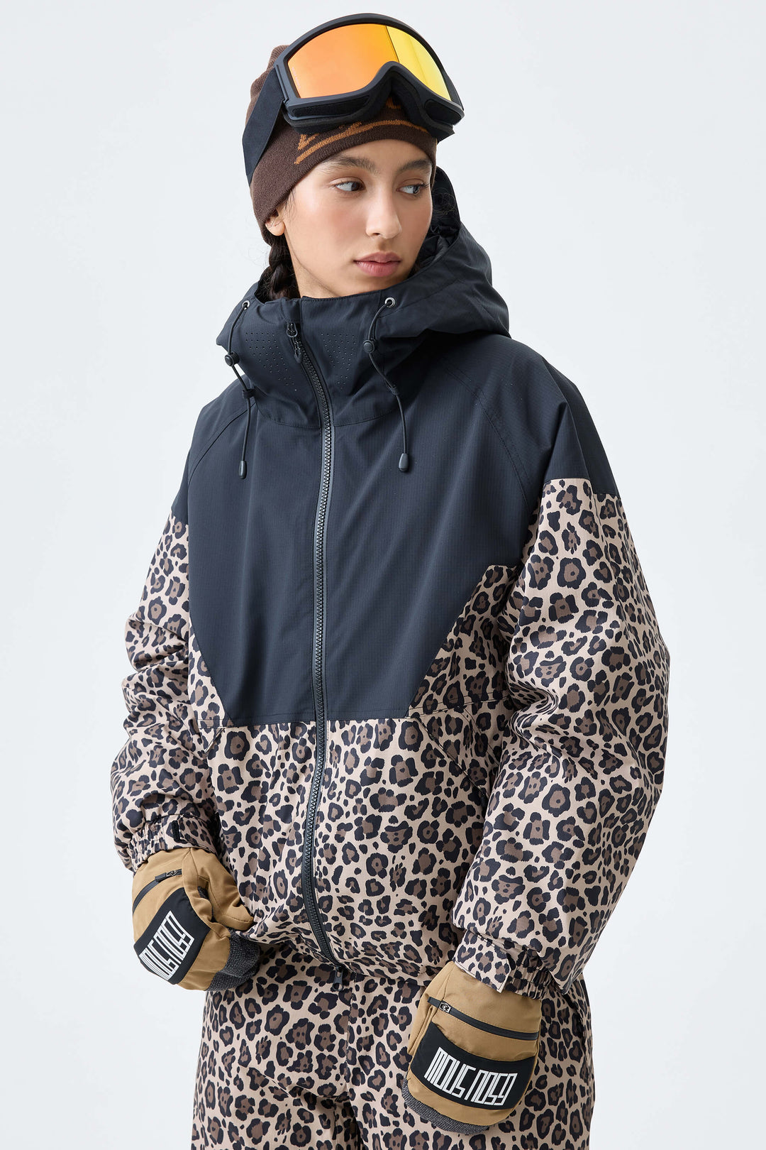 Women's Black & Leopard V-Panel Colorblock Insulated Snow Jacket