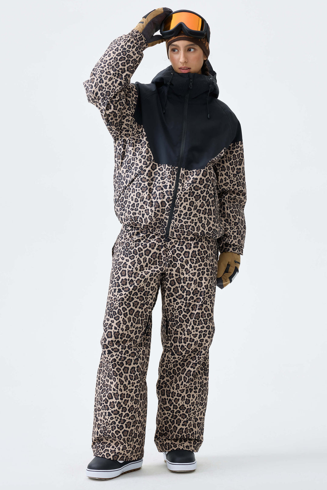 Women's Black & Leopard V-Panel Colorblock Insulated Snow Jacket