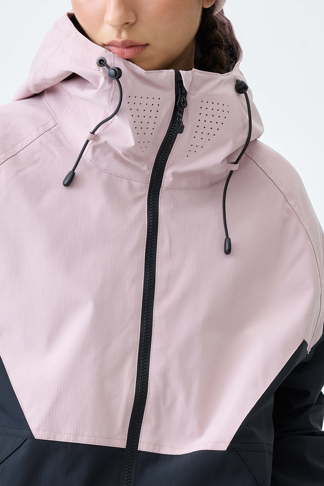 Women's Pink & Black V-Panel Colorblock Insulated Snow Jacket