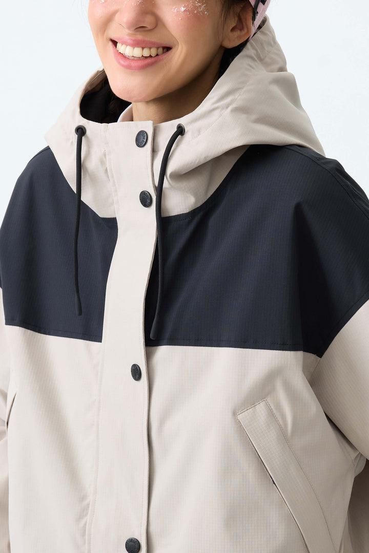 Women's Oat Milk & Black Contrast-Yoke Insulated Snowboard Jackets