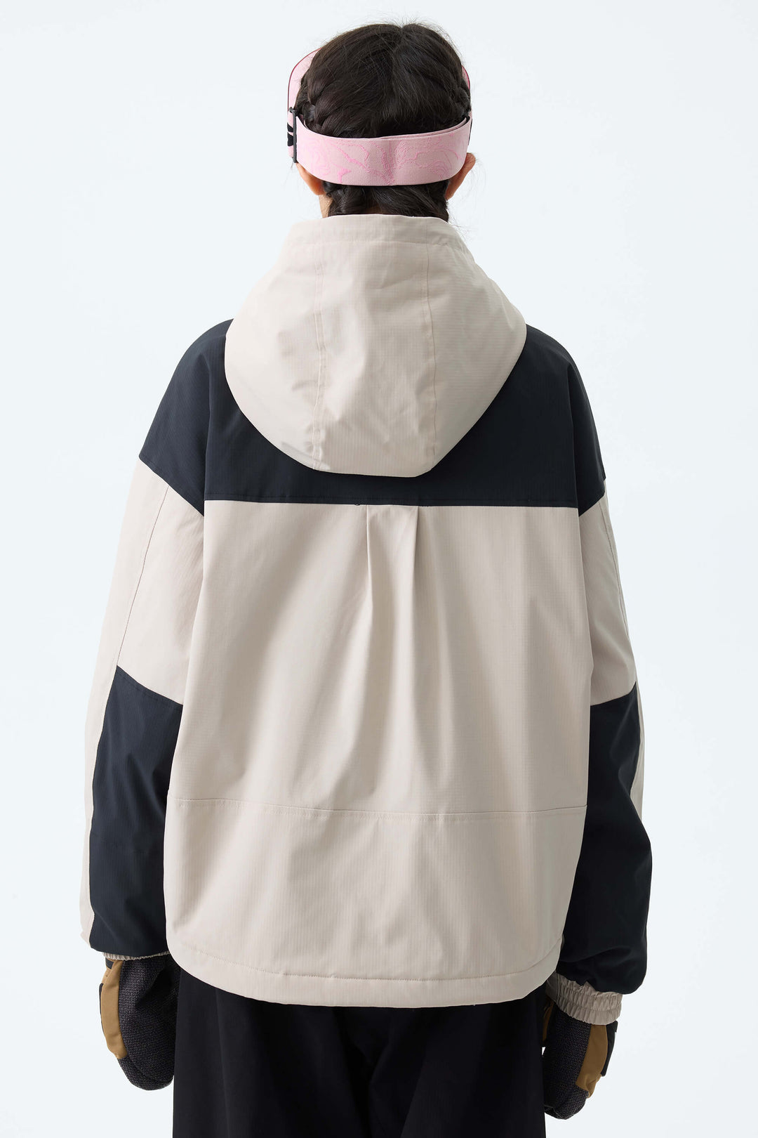 Women's Oat Milk & Black Contrast-Yoke Insulated Snowboard Jackets