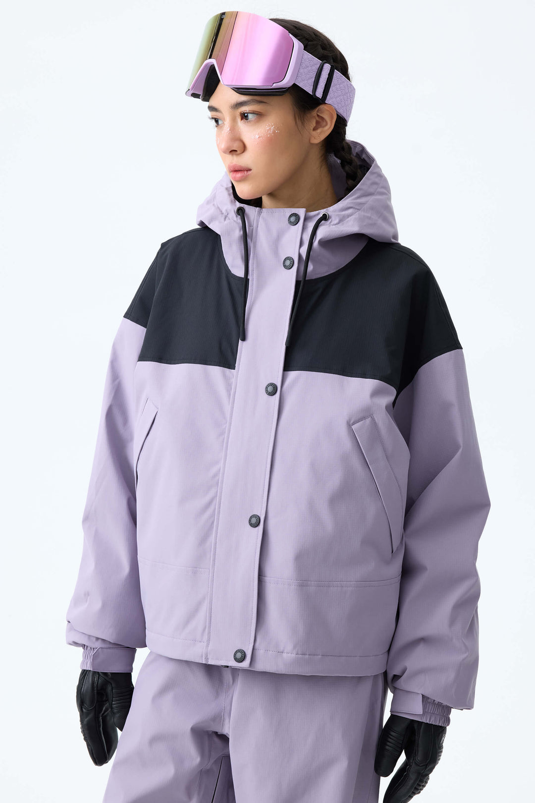 Women's Oat Milk & Black Contrast-Yoke Insulated Snowboard Jackets
