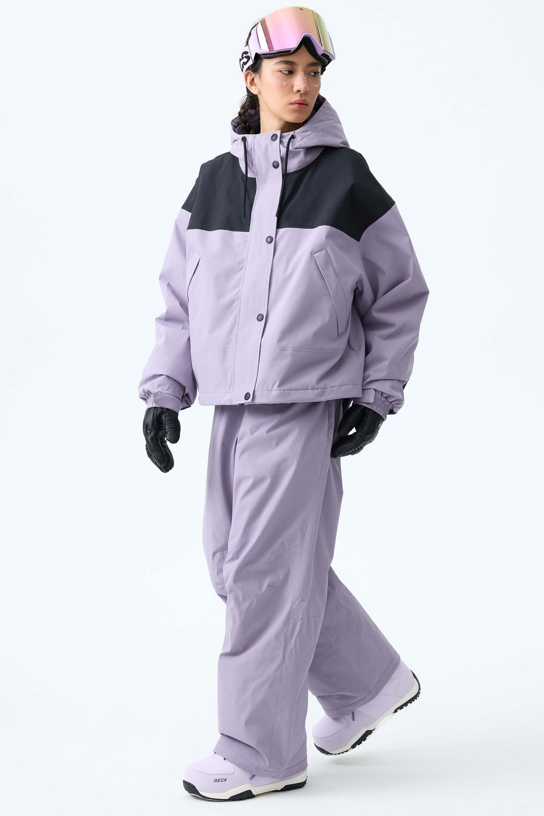 Women's Oat Milk & Black Contrast-Yoke Insulated Snowboard Jackets